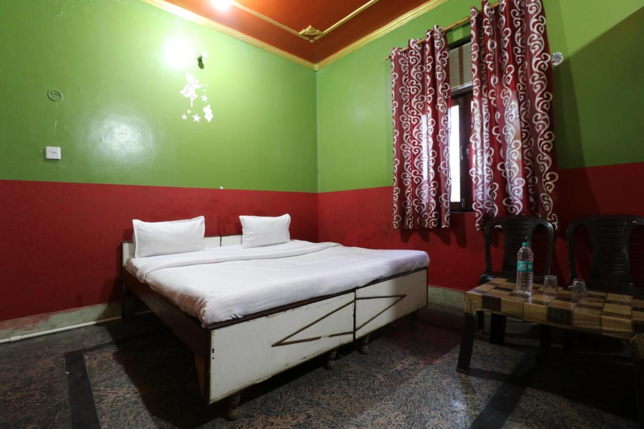 Oyo 27695 Hotel Relation Kanpur Exterior foto