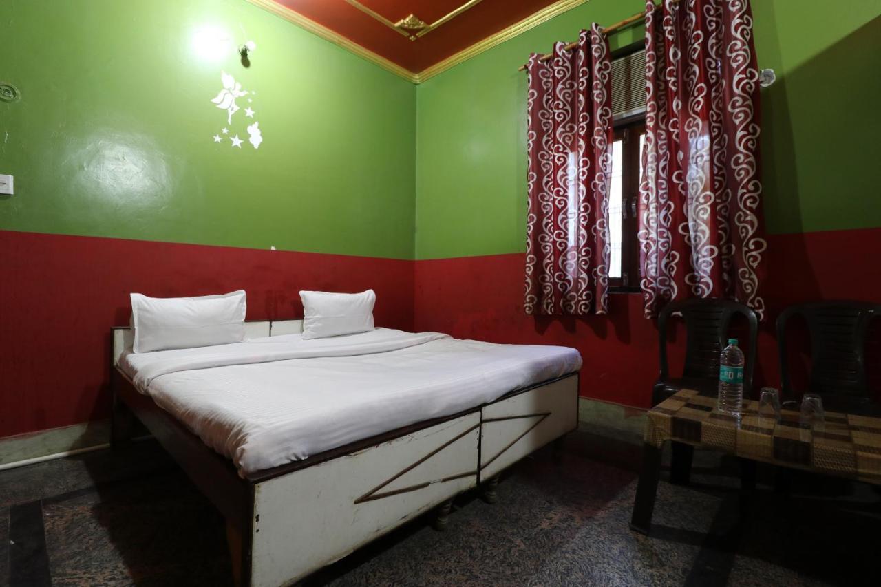 Oyo 27695 Hotel Relation Kanpur Exterior foto