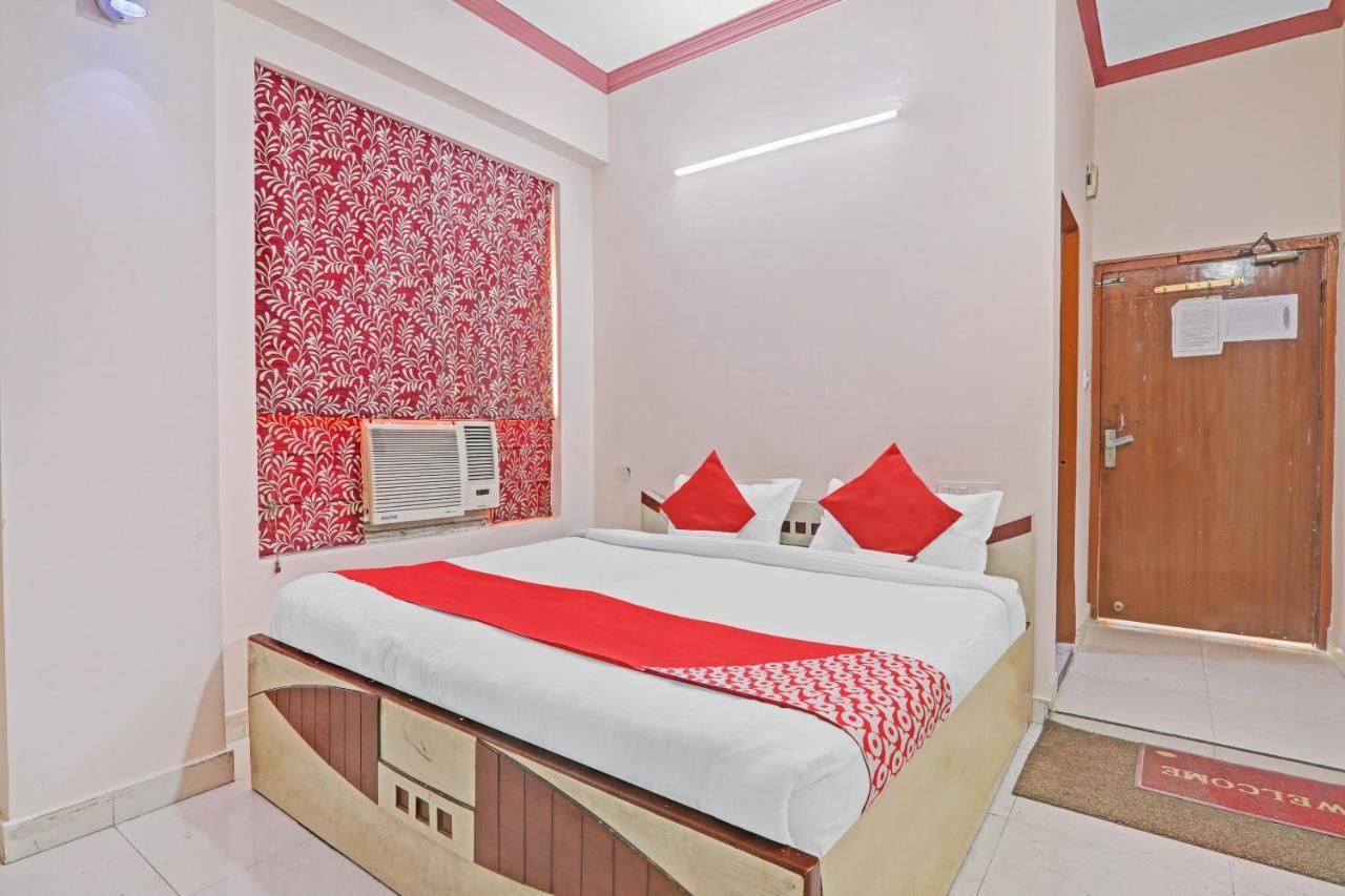 Oyo 27695 Hotel Relation Kanpur Exterior foto